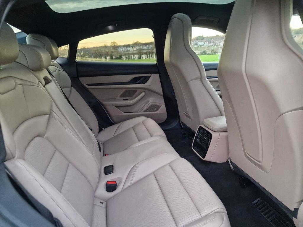 Used Porsche Taycan 2021 for sale - 76927613: Photo 11