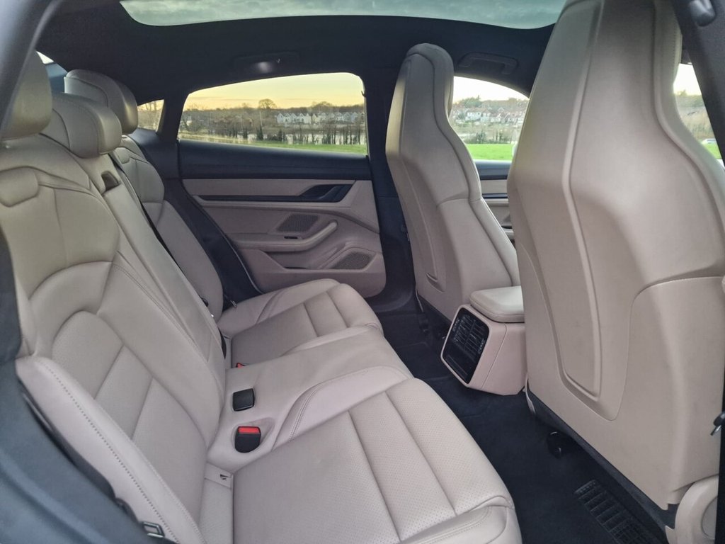 Used Porsche Taycan 2021 for sale - 76927613: Photo 12