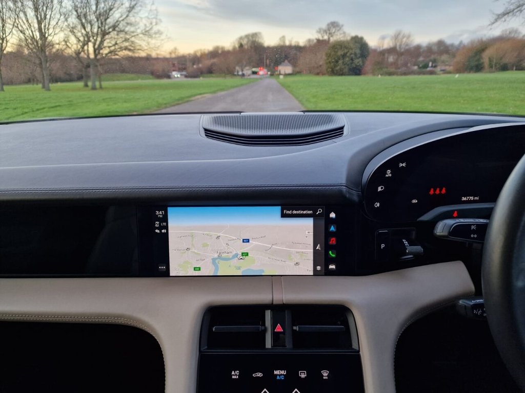 Used Porsche Taycan 2021 for sale - 76927613: Photo 20