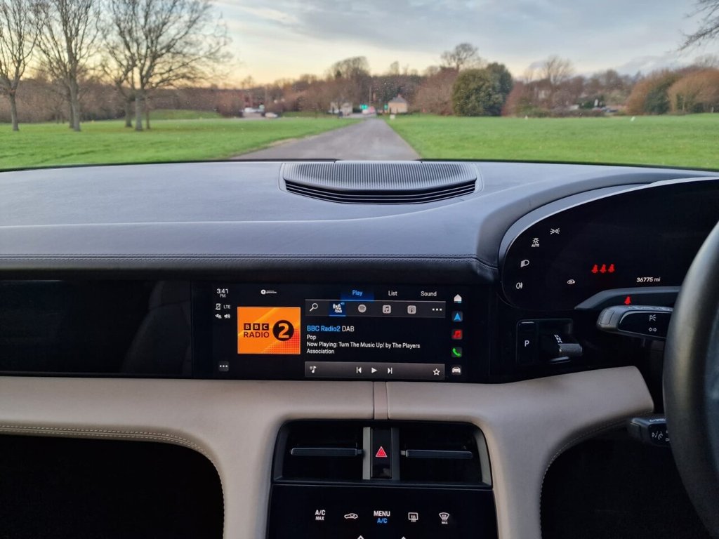 Used Porsche Taycan 2021 for sale - 76927613: Photo 22