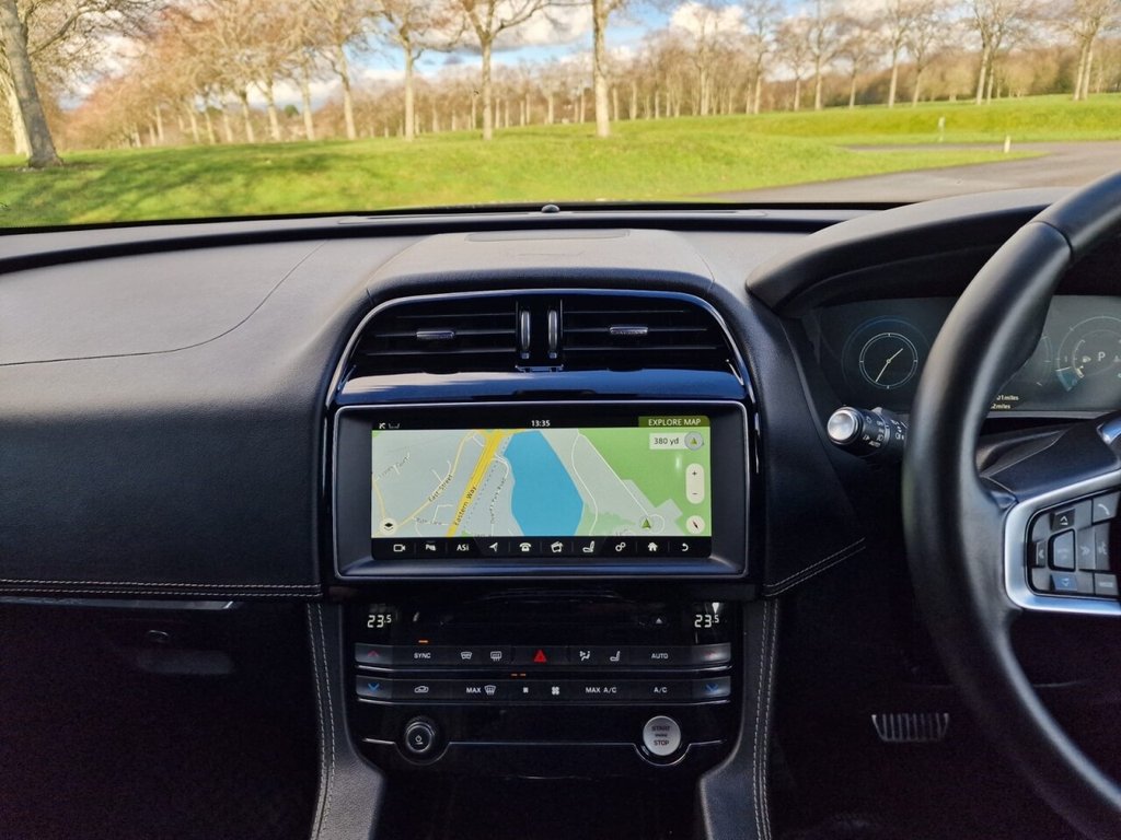 Used Jaguar F-Pace 2016 for sale - 77360068: Photo 13