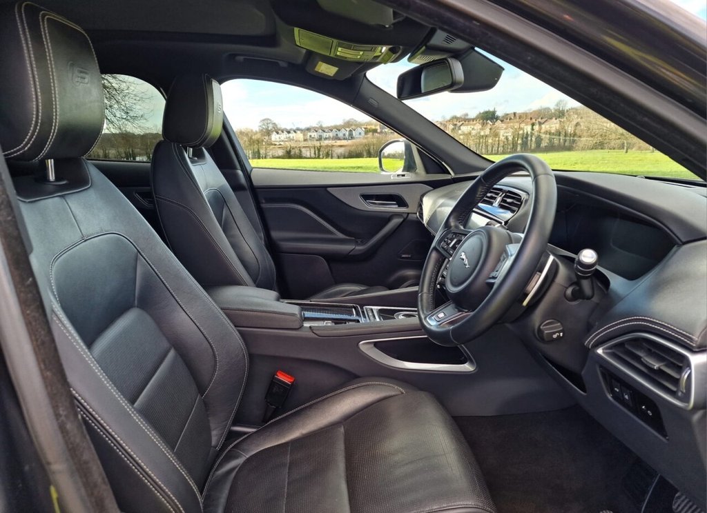 Used Jaguar F-Pace 2016 for sale - 77360068: Photo 7