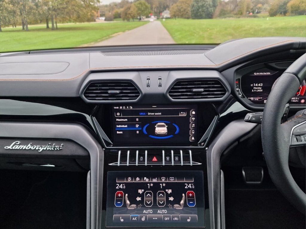 Used Lamborghini Urus 2021 for sale - 76716336: Photo 16