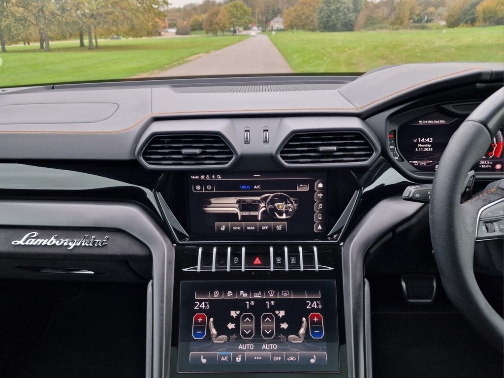 Used Lamborghini Urus 2021 for sale - 76716336: Photo 22