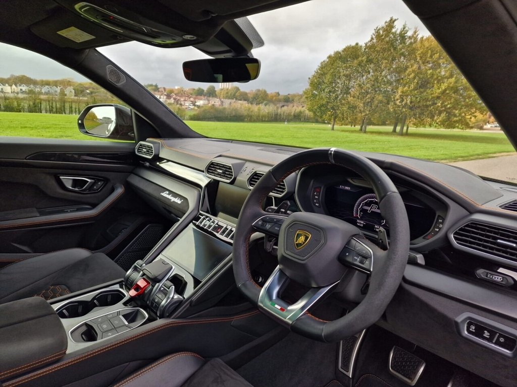Used Lamborghini Urus 2021 for sale - 76716336: Photo 26