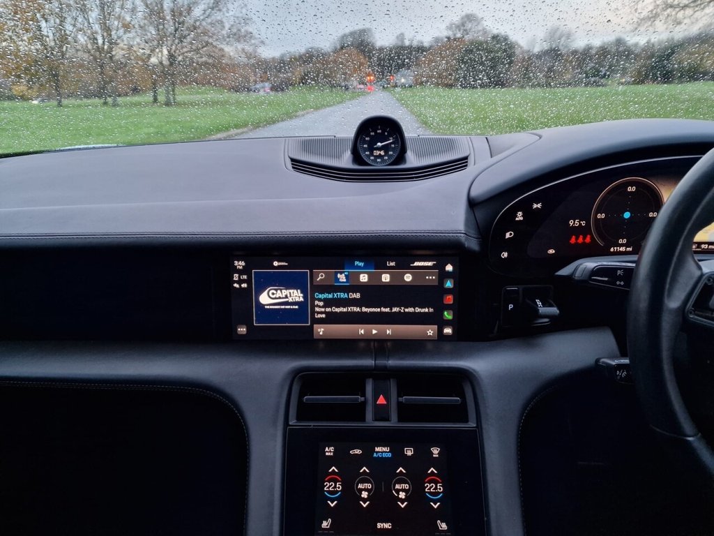 Used Porsche Taycan 2021 for sale - 76788040: Photo 15