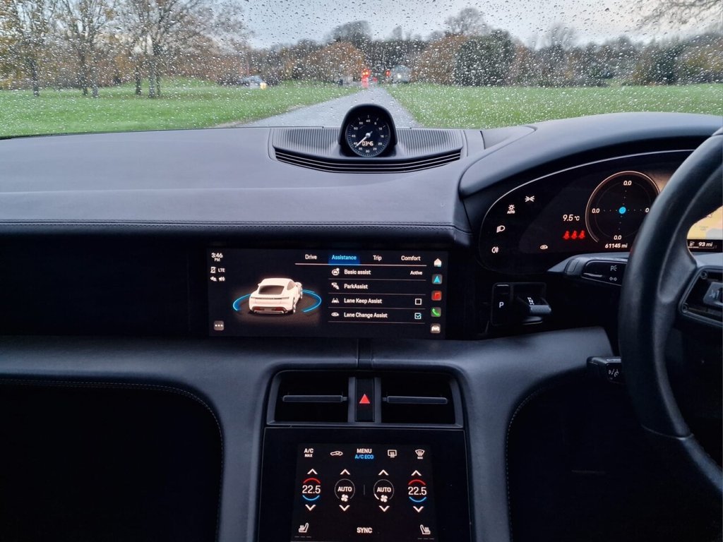 Used Porsche Taycan 2021 for sale - 76788040: Photo 21