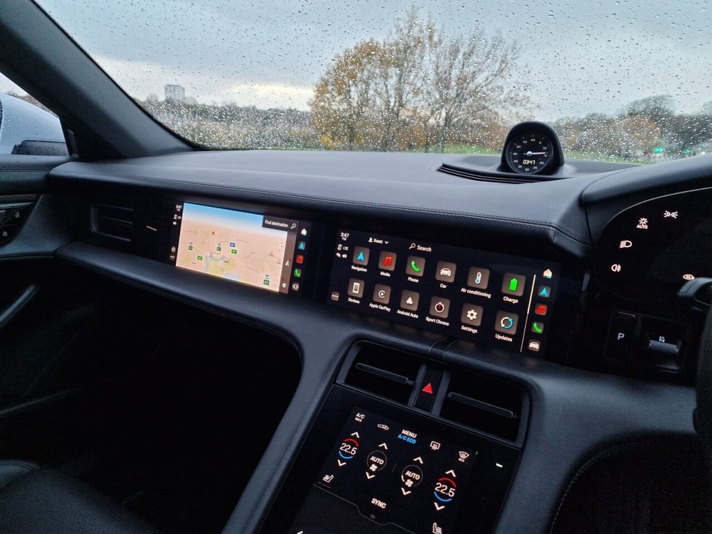 Used Porsche Taycan 2021 for sale - 76788040: Photo 26