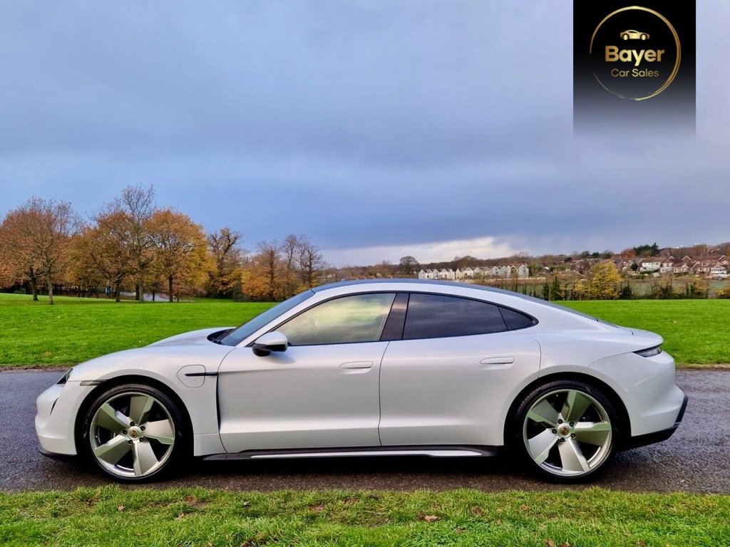 Used Porsche Taycan 2021 for sale - 76788040: Photo 4