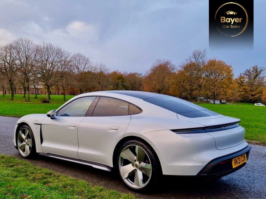 Used Porsche Taycan 2021 for sale - 76788040: Photo 6