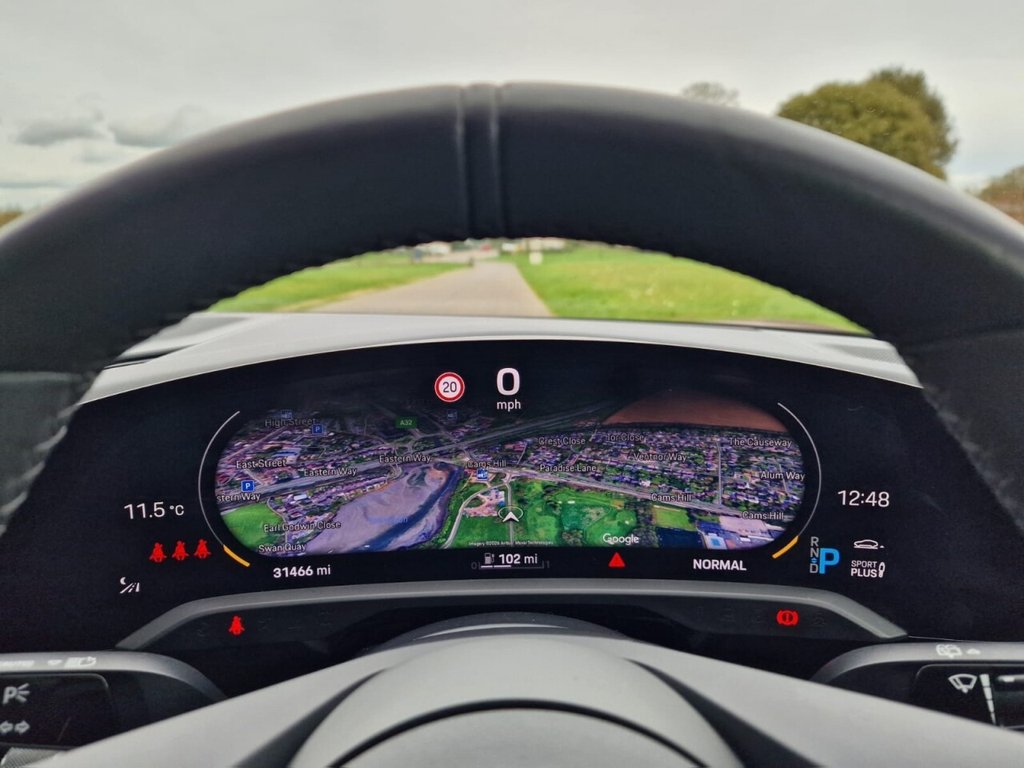 Used Porsche Taycan 2023 for sale - 77826779: Photo 12