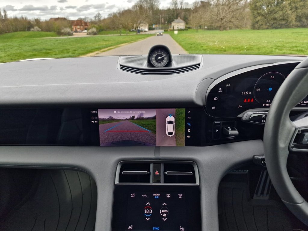 Used Porsche Taycan 2023 for sale - 77826779: Photo 13