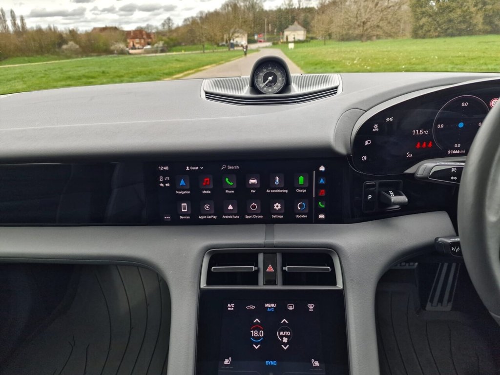 Used Porsche Taycan 2023 for sale - 77826779: Photo 18