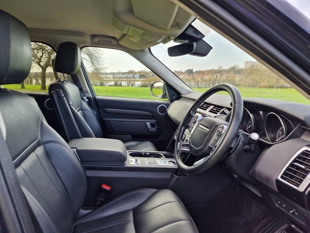 Used Land Rover Discovery 2018 for sale - 77739600: Photo 8