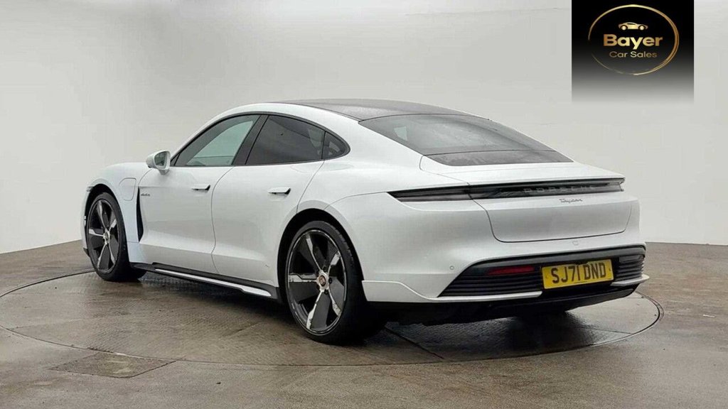 Used Porsche Taycan 2021 for sale - 77884990: Photo 3