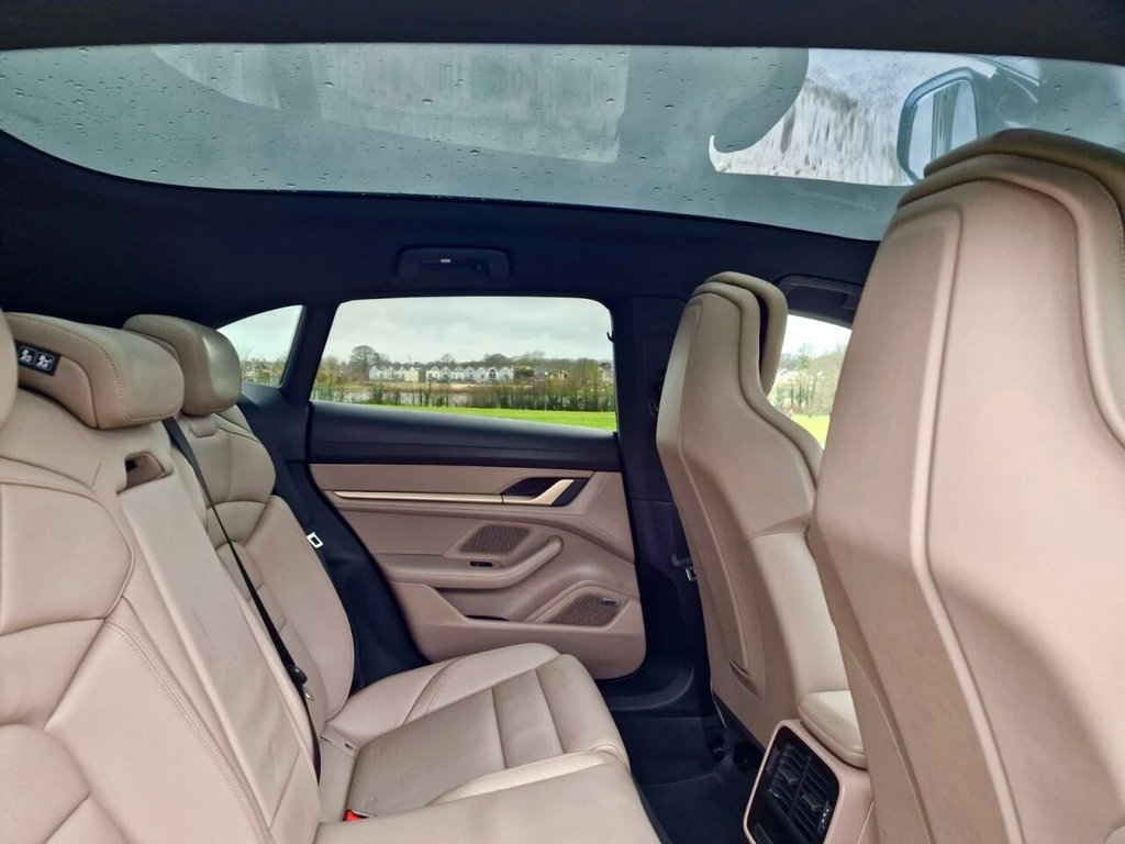 Used Porsche Taycan 2022 for sale - 77193428: Photo 11