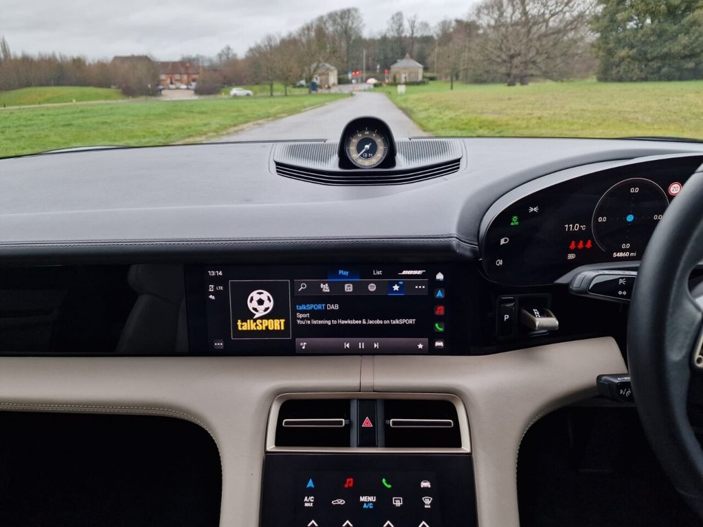 Used Porsche Taycan 2022 for sale - 77193428: Photo 13