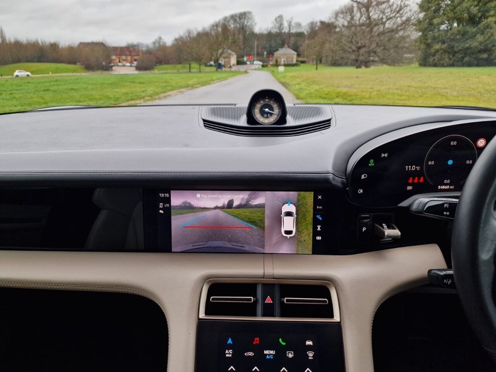 Used Porsche Taycan 2022 for sale - 77193428: Photo 14