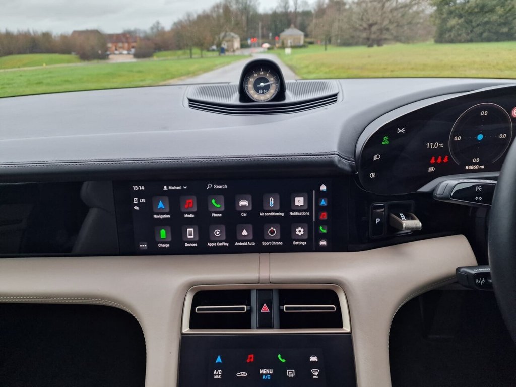 Used Porsche Taycan 2022 for sale - 77193428: Photo 20