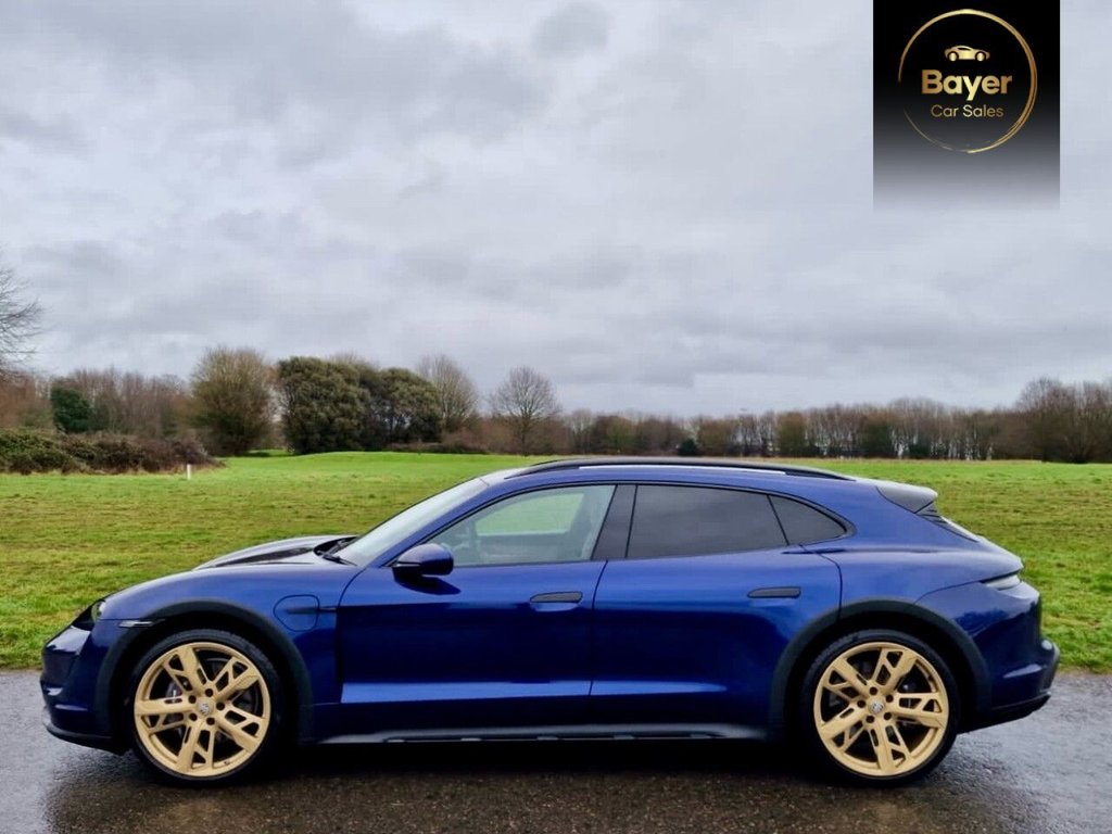 Used Porsche Taycan 2022 for sale - 77193428: Photo 4