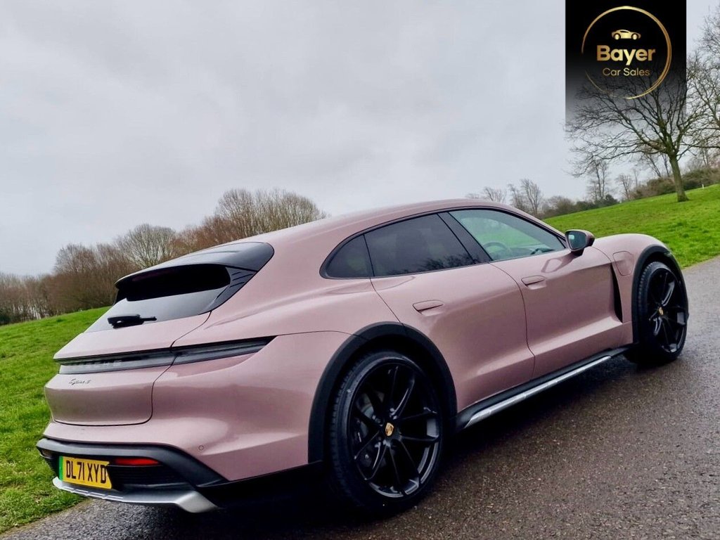 Used Porsche Taycan 2021 for sale - 77600181: Photo 24