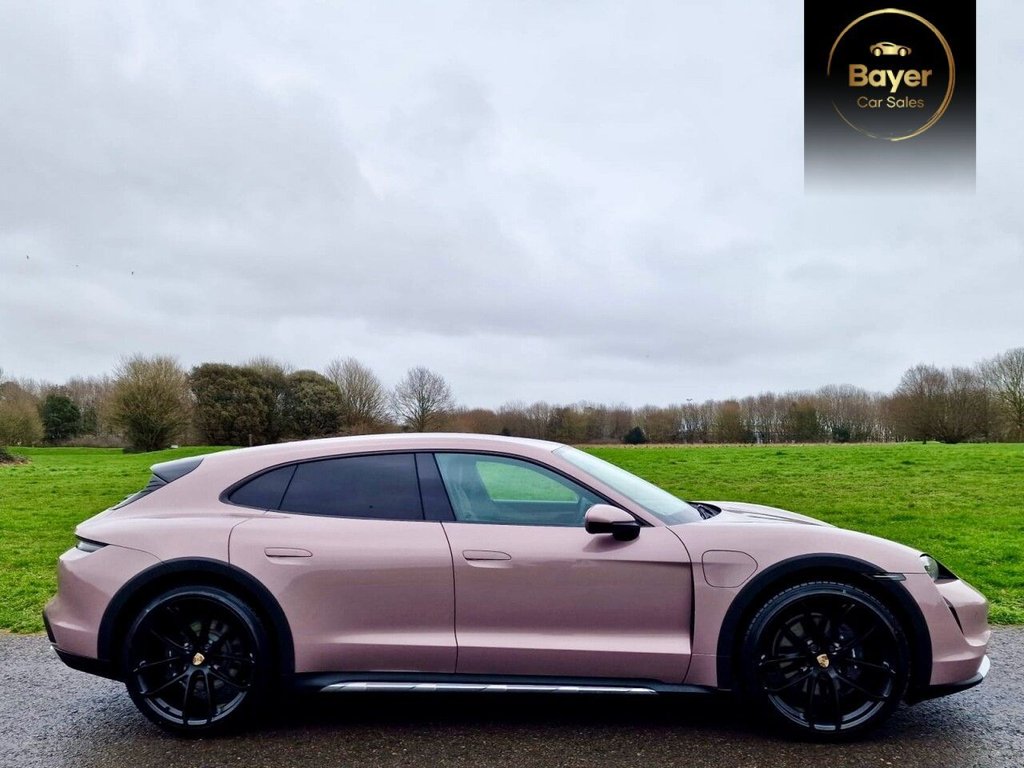 Used Porsche Taycan 2021 for sale - 77600181: Photo 3