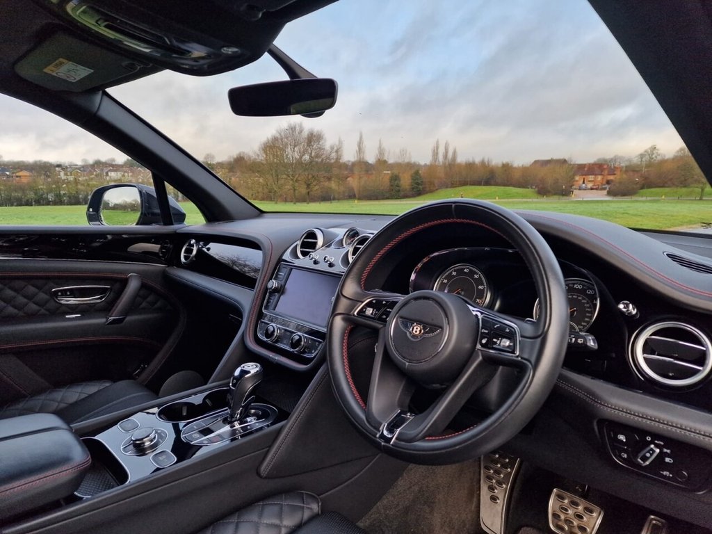 Used Bentley Bentayga 2019 for sale - 77512491: Photo 18