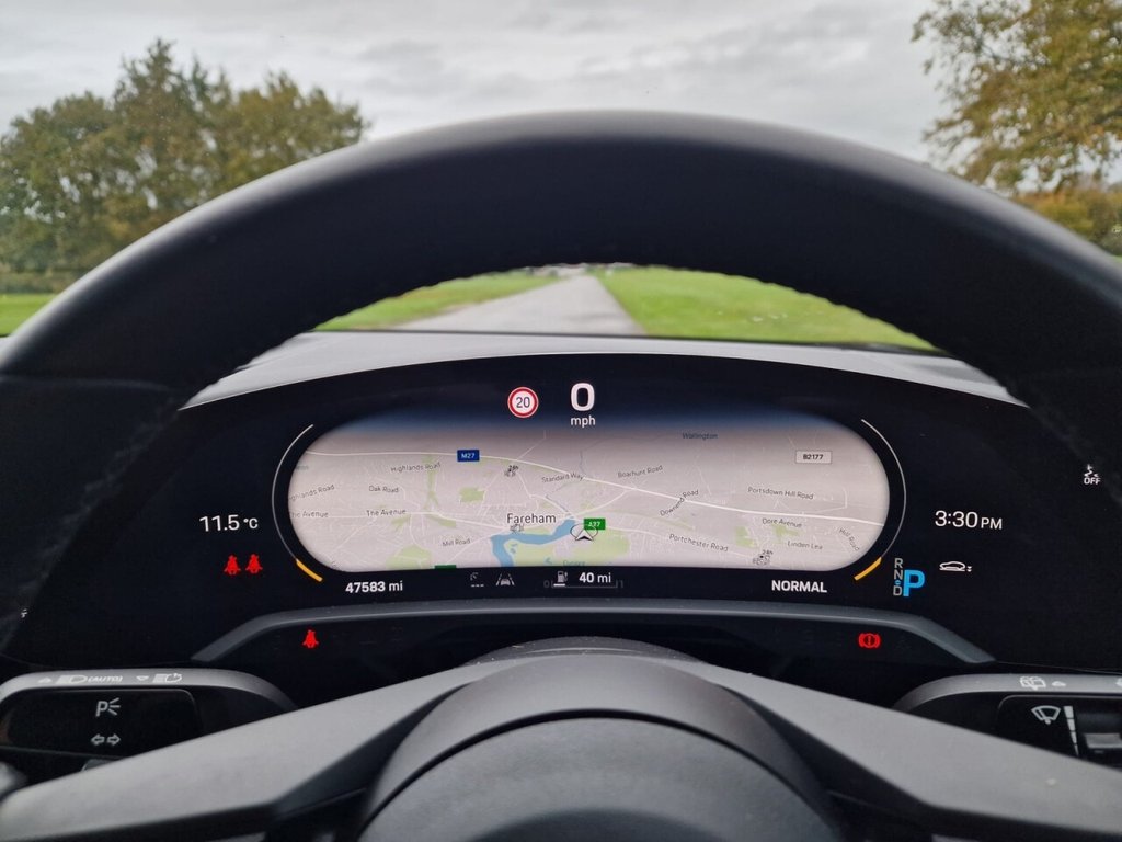 Used Porsche Taycan 2022 for sale - 76716332: Photo 13