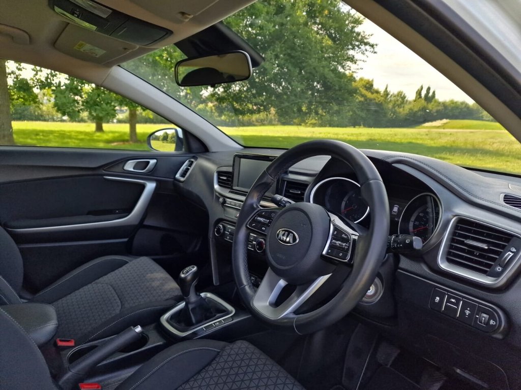 Used Kia Ceed 2018 for sale - 76716274: Photo 9