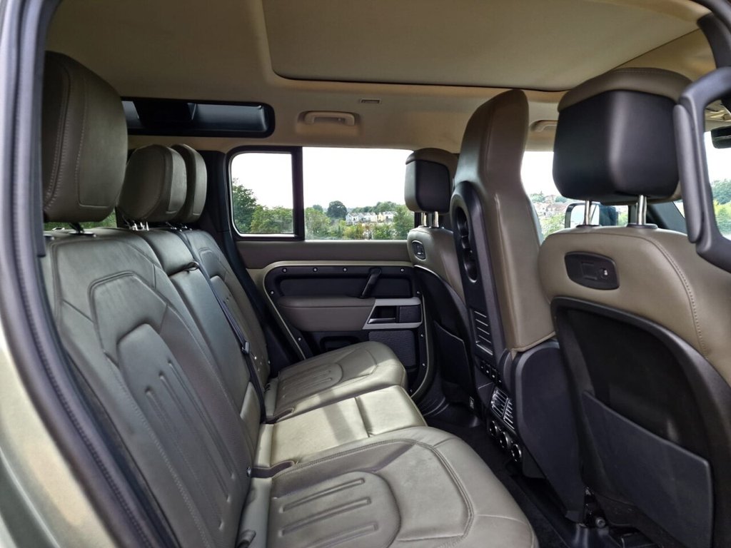 Used Land Rover Defender 2020 for sale - 76716285: Photo 10