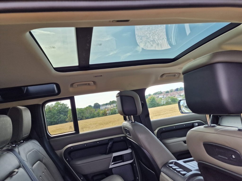 Used Land Rover Defender 2020 for sale - 76716285: Photo 12