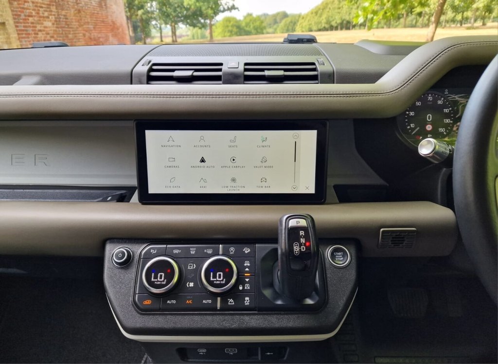 Used Land Rover Defender 2020 for sale - 76716285: Photo 18