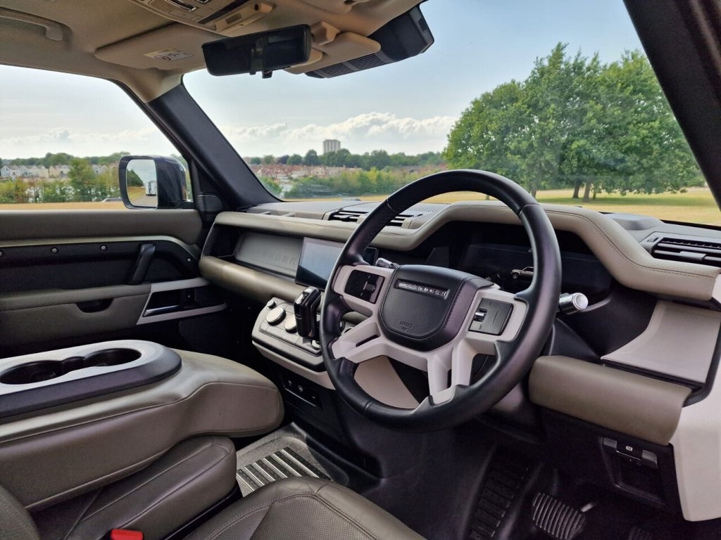 Used Land Rover Defender 2020 for sale - 76716285: Photo 9