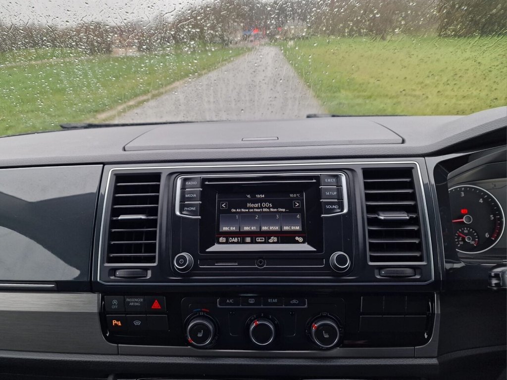 Used Volkswagen Caravelle 2017 for sale - 77512465: Photo 17