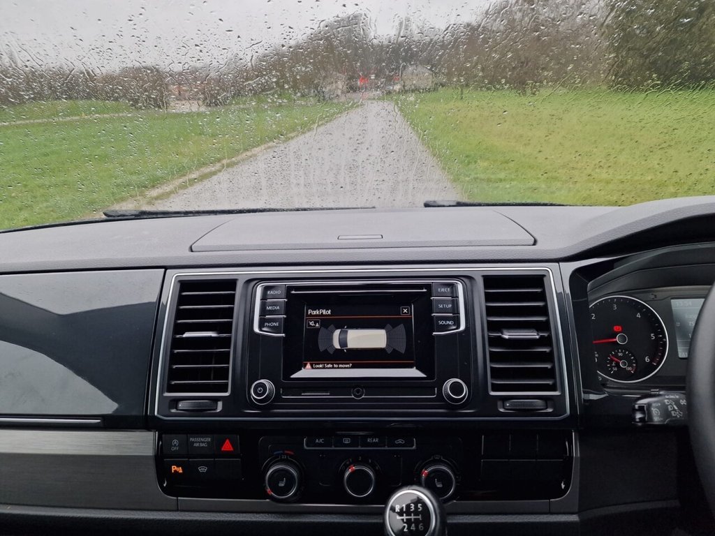 Used Volkswagen Caravelle 2017 for sale - 77512465: Photo 18