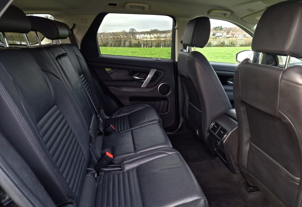 Used Land Rover Discovery Sport 2021 for sale - 76927559: Photo 10