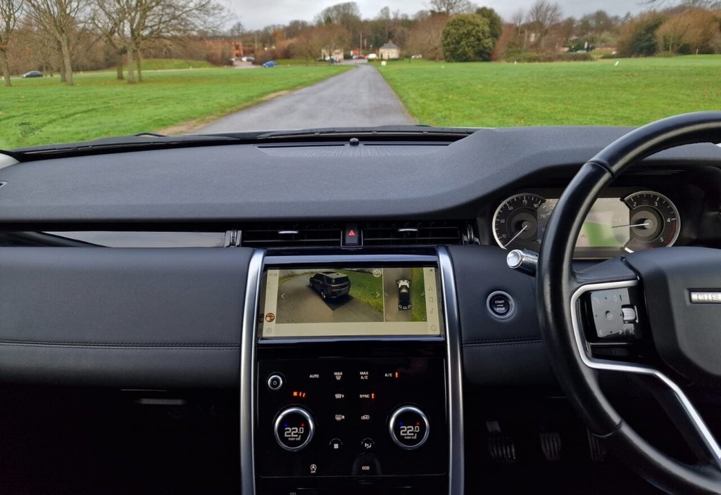 Used Land Rover Discovery Sport 2021 for sale - 76927559: Photo 11