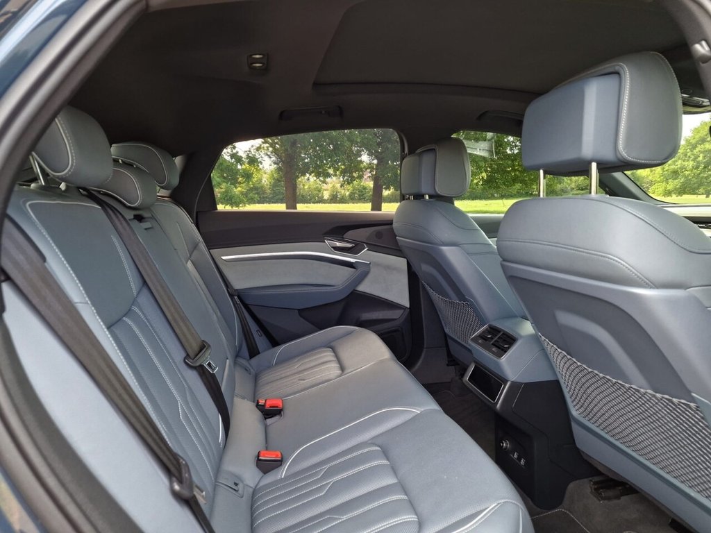 Used Audi e-tron 2020 for sale - 76716259: Photo 10