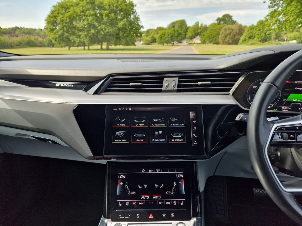 Used Audi e-tron 2020 for sale - 76716259: Photo 14