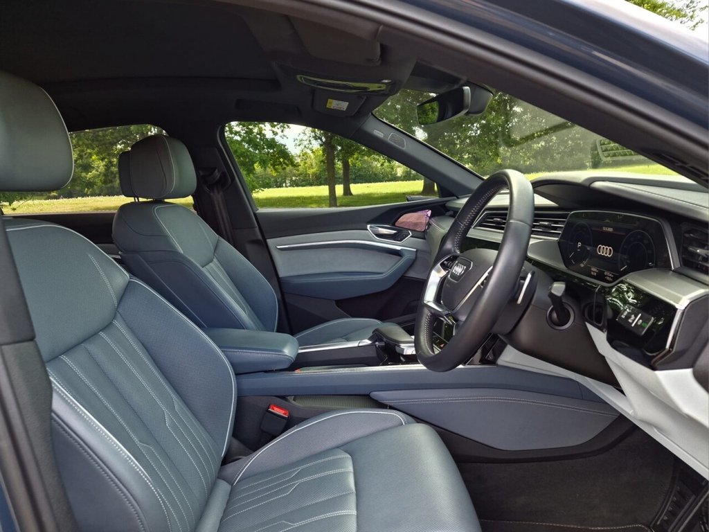 Used Audi e-tron 2020 for sale - 76716259: Photo 8