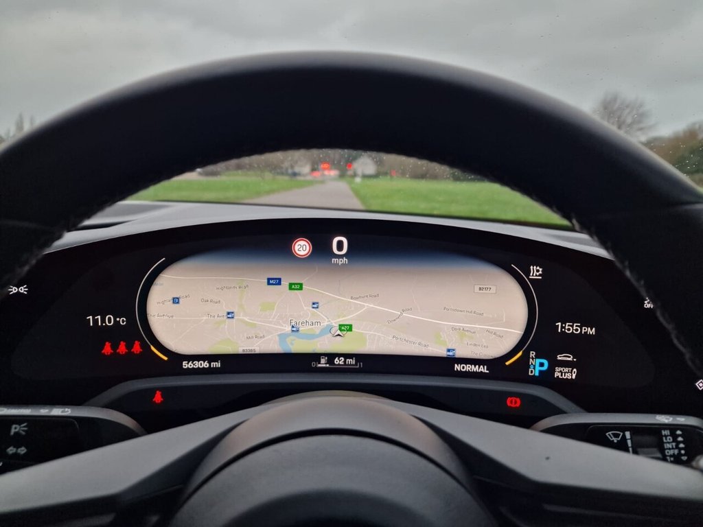 Used Porsche Taycan 2021 for sale - 76953997: Photo 12