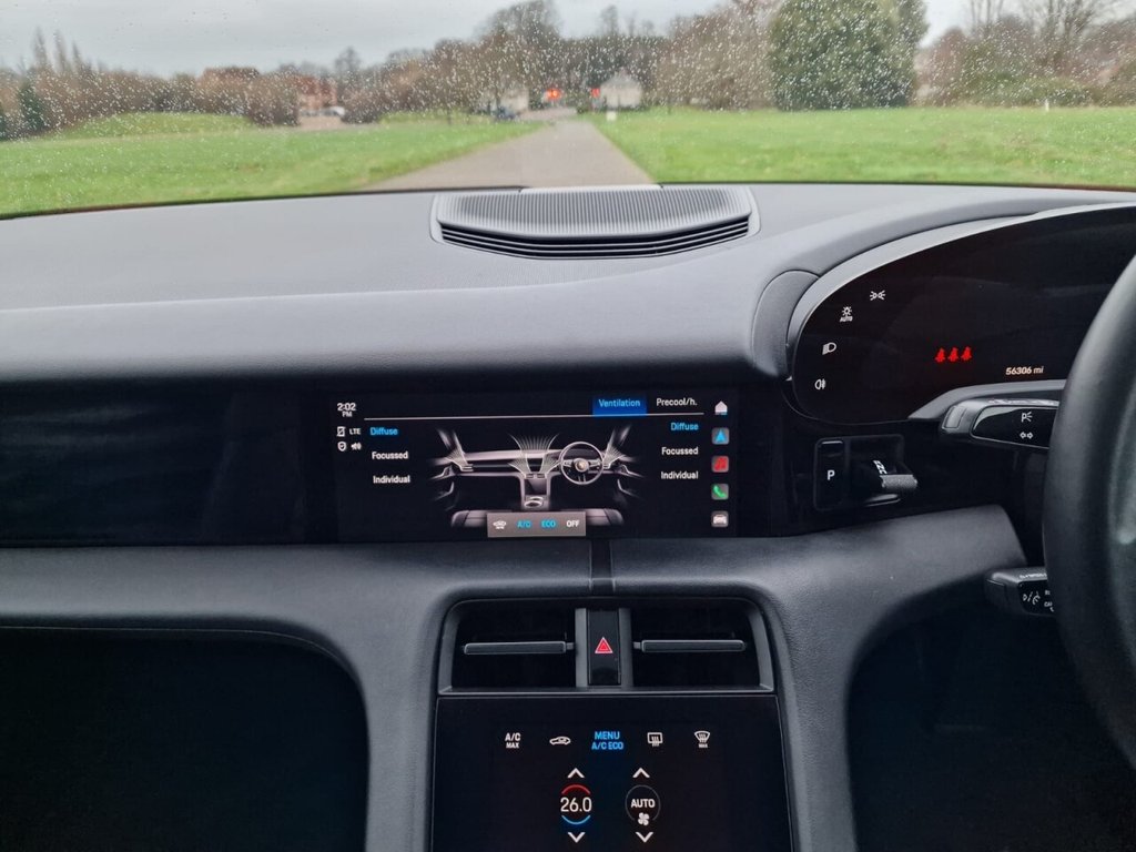 Used Porsche Taycan 2021 for sale - 76953997: Photo 18