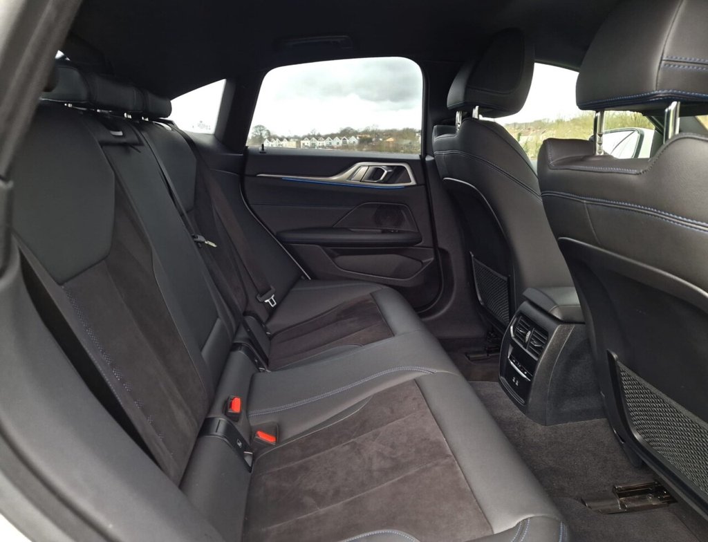 Used BMW i4 2023 for sale - 77525877: Photo 10