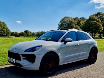 Used Porsche Macan 2021 for sale - 76716305: Photo