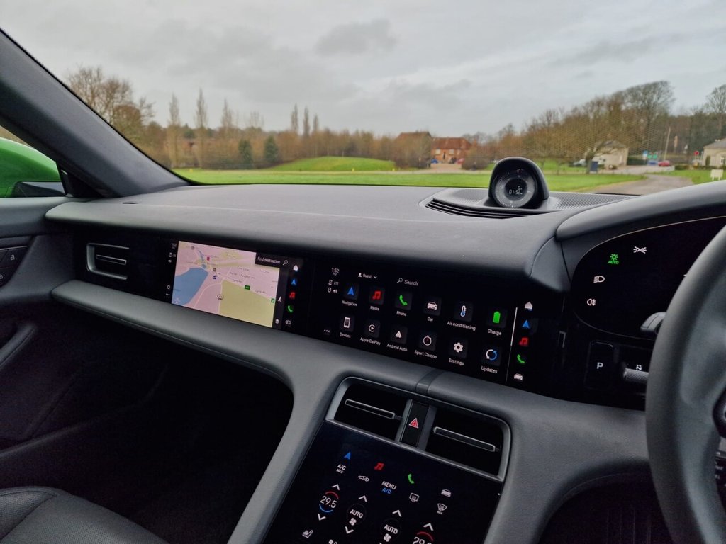 Used Porsche Taycan 2022 for sale - 77388843: Photo 13