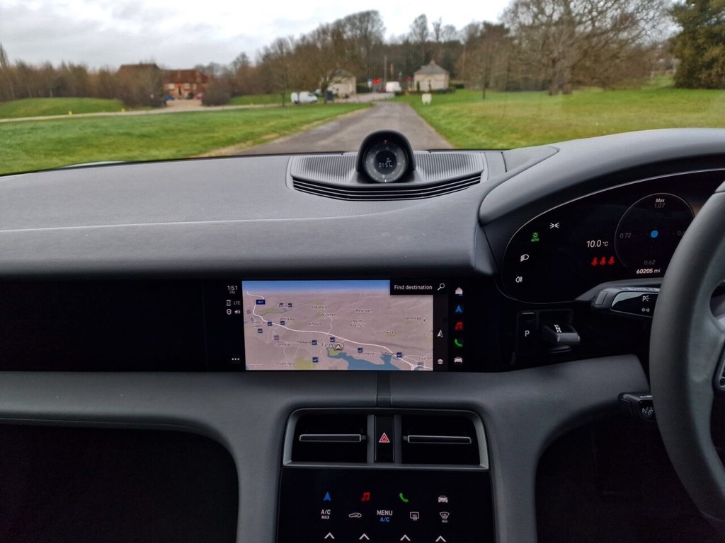 Used Porsche Taycan 2022 for sale - 77388843: Photo 16