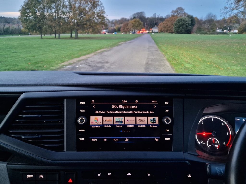 Used Volkswagen Transporter 2021 for sale - 76716335: Photo 11