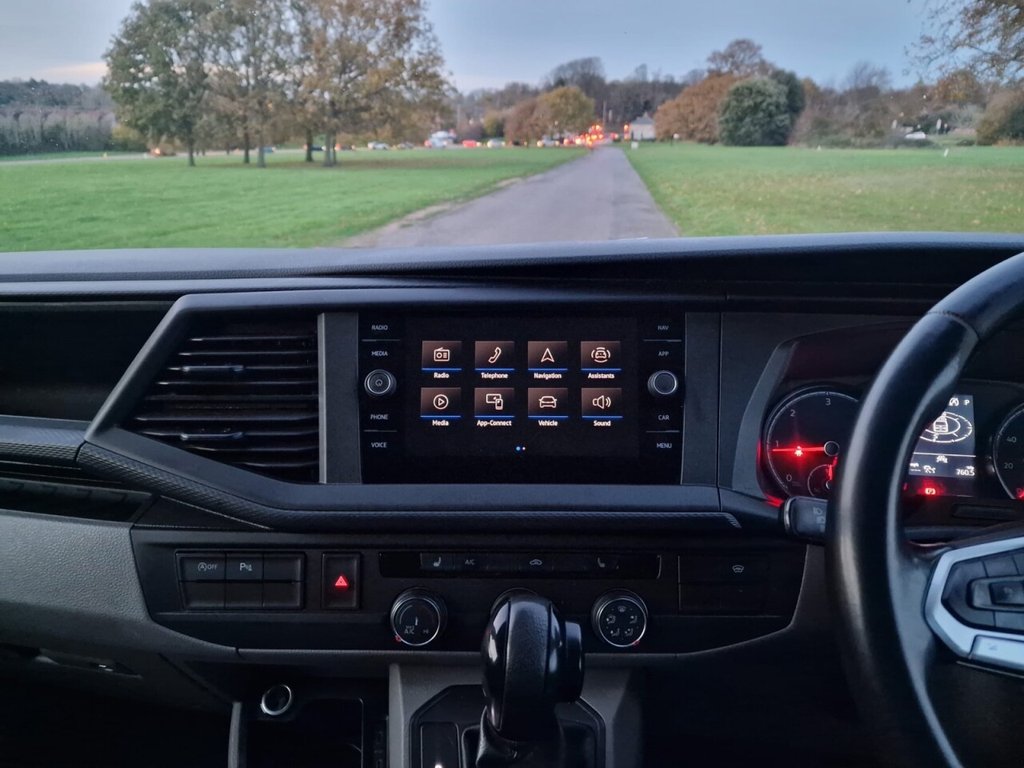 Used Volkswagen Transporter 2021 for sale - 76716335: Photo 14