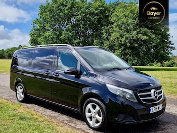 Used Mercedes-Benz V-Class 2016 for sale - 78964109: Photo