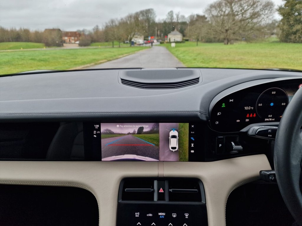 Used Porsche Taycan 2022 for sale - 77457570: Photo 13